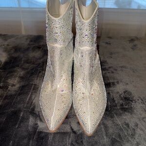 Elegant White Rhinestone Women's Boots